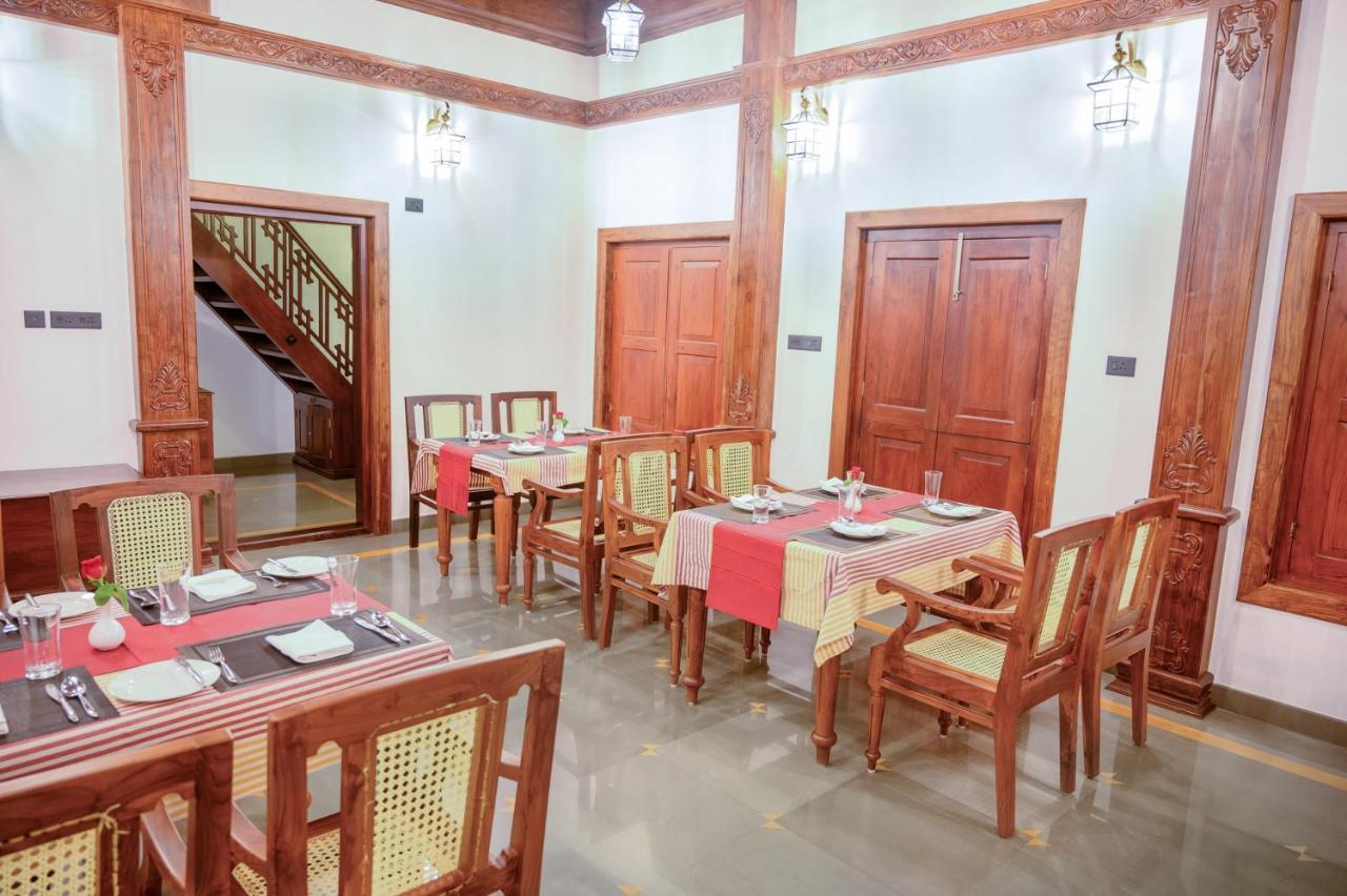 Surya Heritage Hotels カンヌール エクステリア 写真